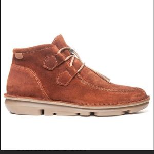 New Silken Botín High Top Sneaker